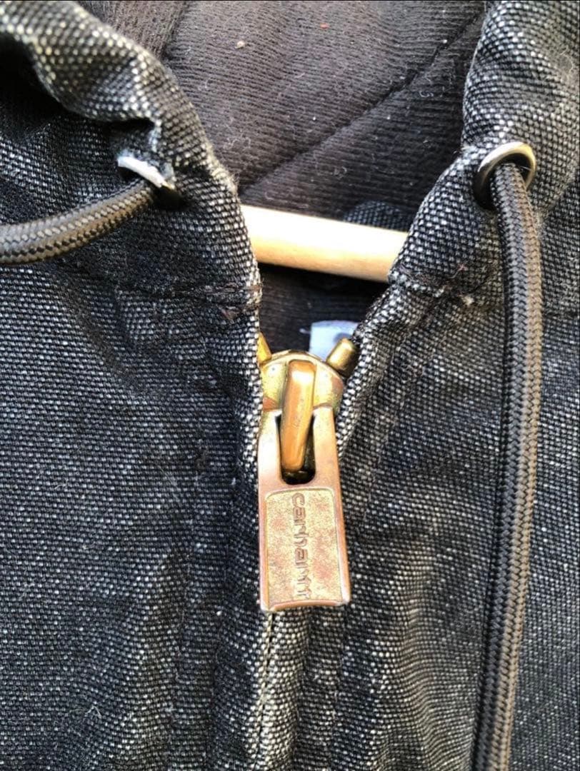 Carhartt アクティブジャケット キルティング フェードブラック