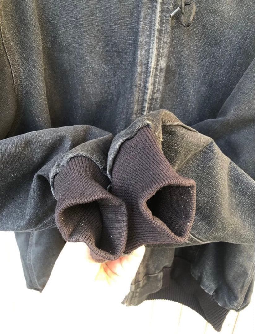 Carhartt アクティブジャケット キルティング フェードブラック
