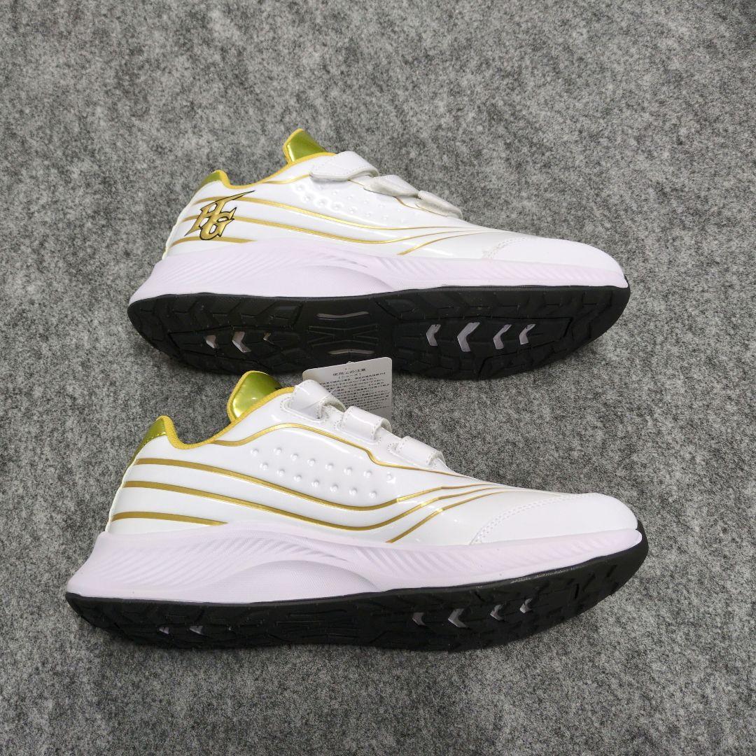 ハイゴールド　トレーニングシューズ　27.5cm