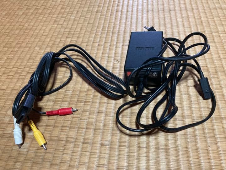ゲームキューブ本体（黒）/コントローラー×2/メモリーカード×1