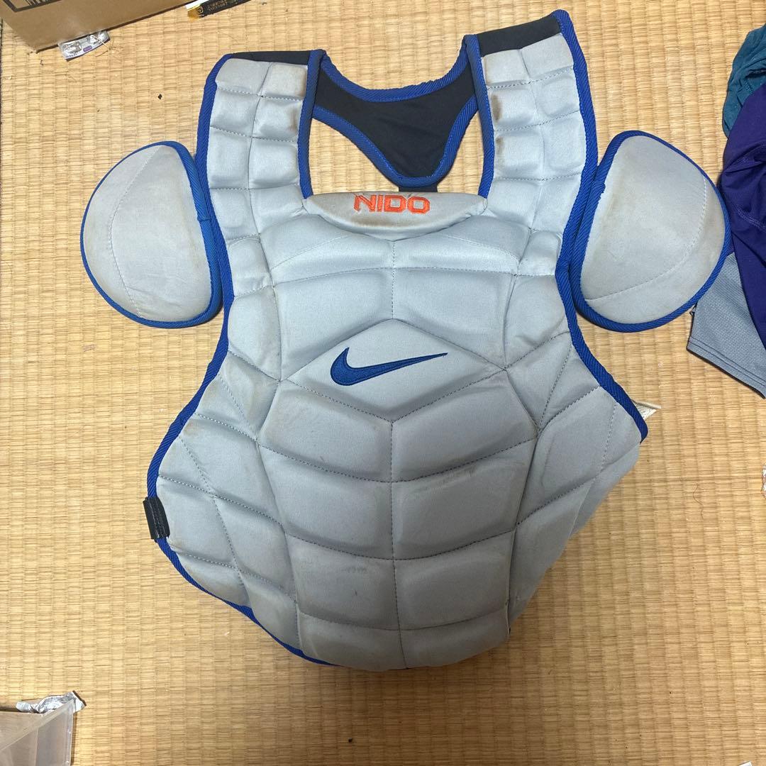 Nike キャッチャー用プロテクターセット