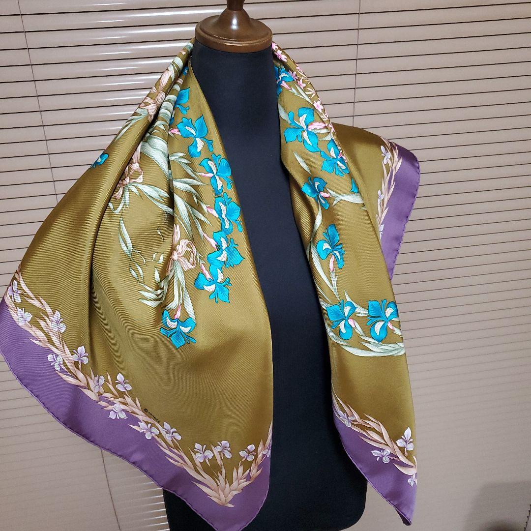 HERMES カレ90 花咲く馬　h.d´origny シルクスカーフ