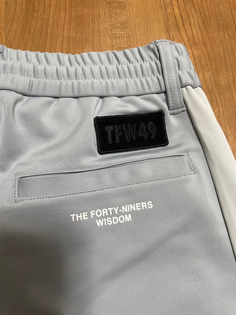 定価7.5万　TFW49 ジャージ　セットアップ　L M グレー　ゴルフ