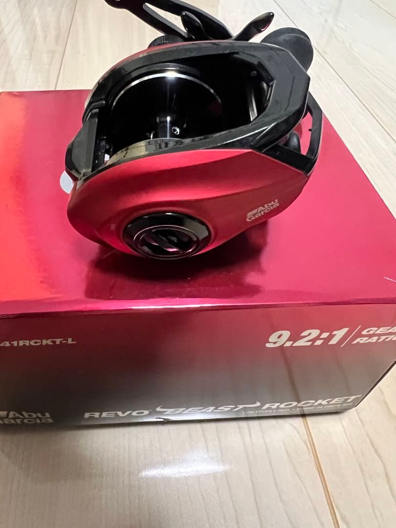 REVO BEAST ROCKET ベイトリール