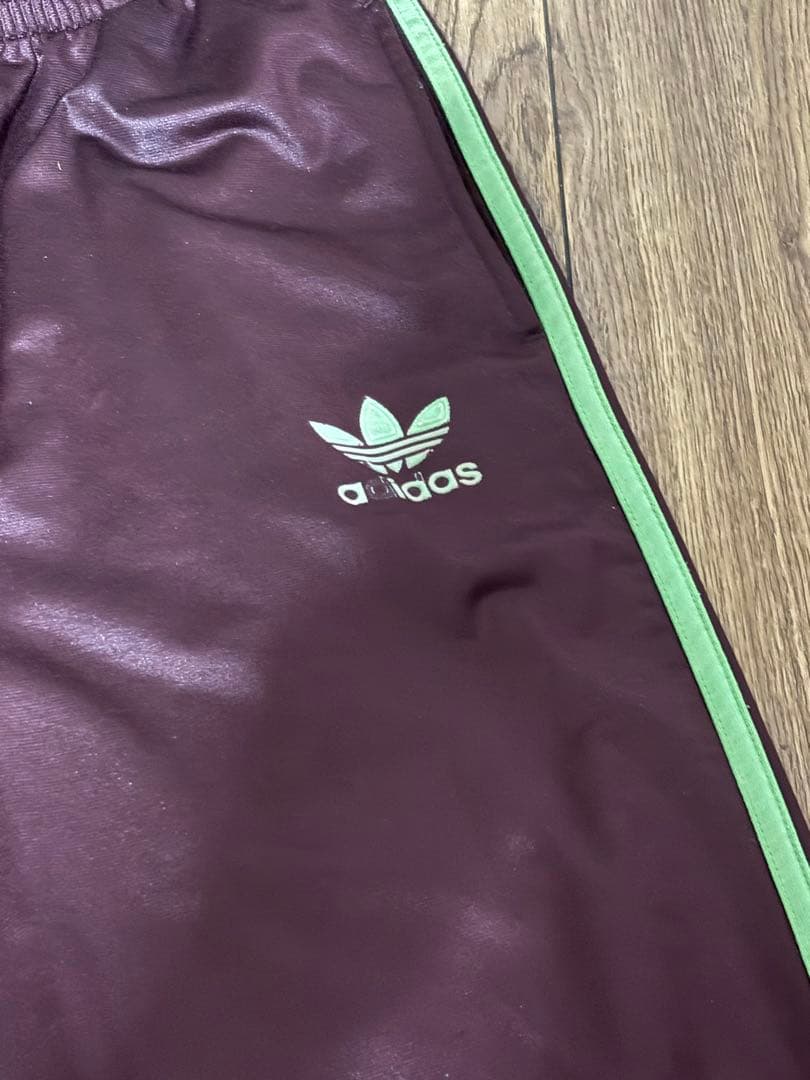 adidas ストライプジャージトラックパンツトレフォイルロゴ　デザント