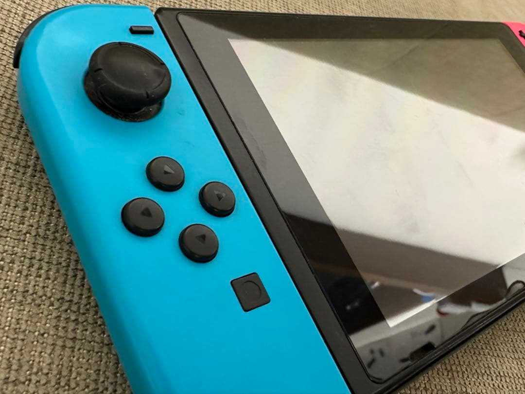 Nintendo Switch 本体 青/赤 Joy-Con ケース付き