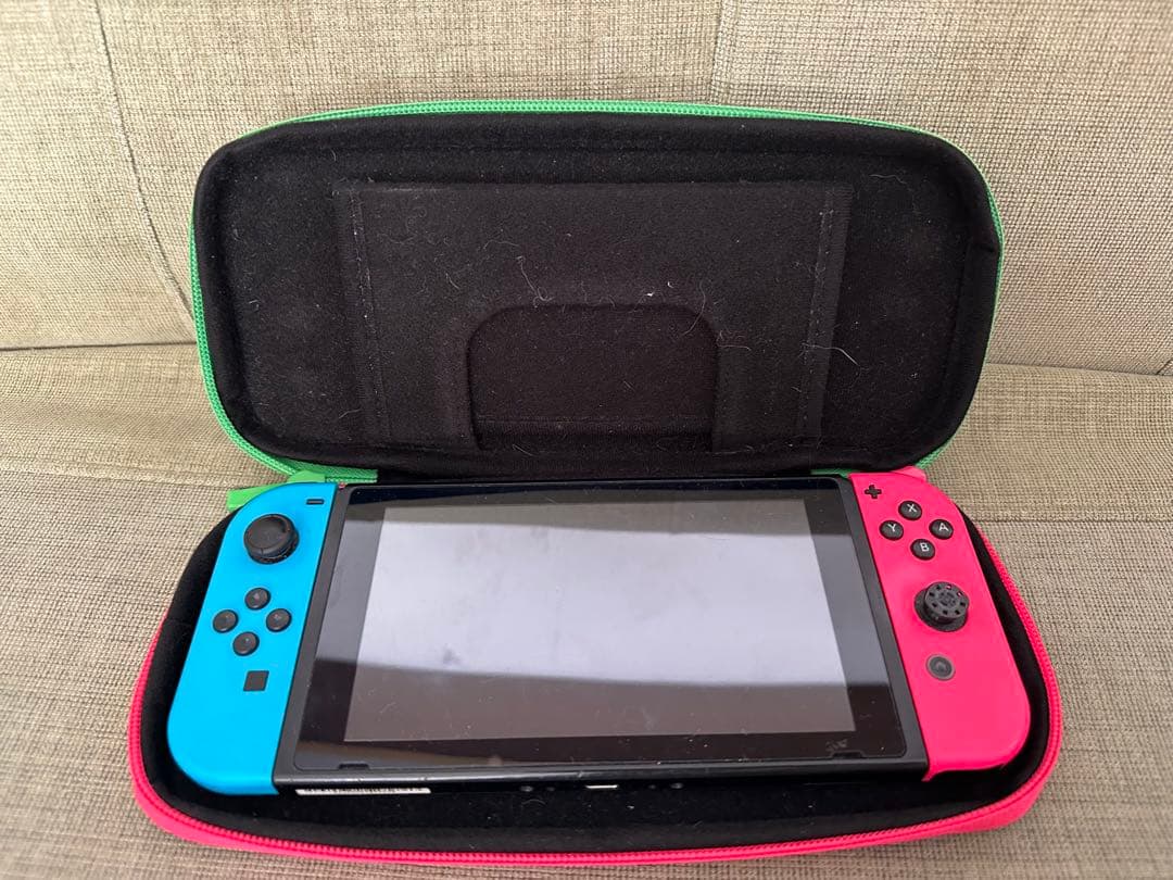 Nintendo Switch 本体 青/赤 Joy-Con ケース付き
