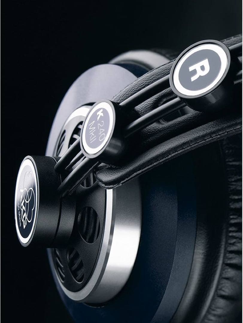 AKG プロフェッショナルスタジオモニターヘッドフォン K240MK2 新品同様