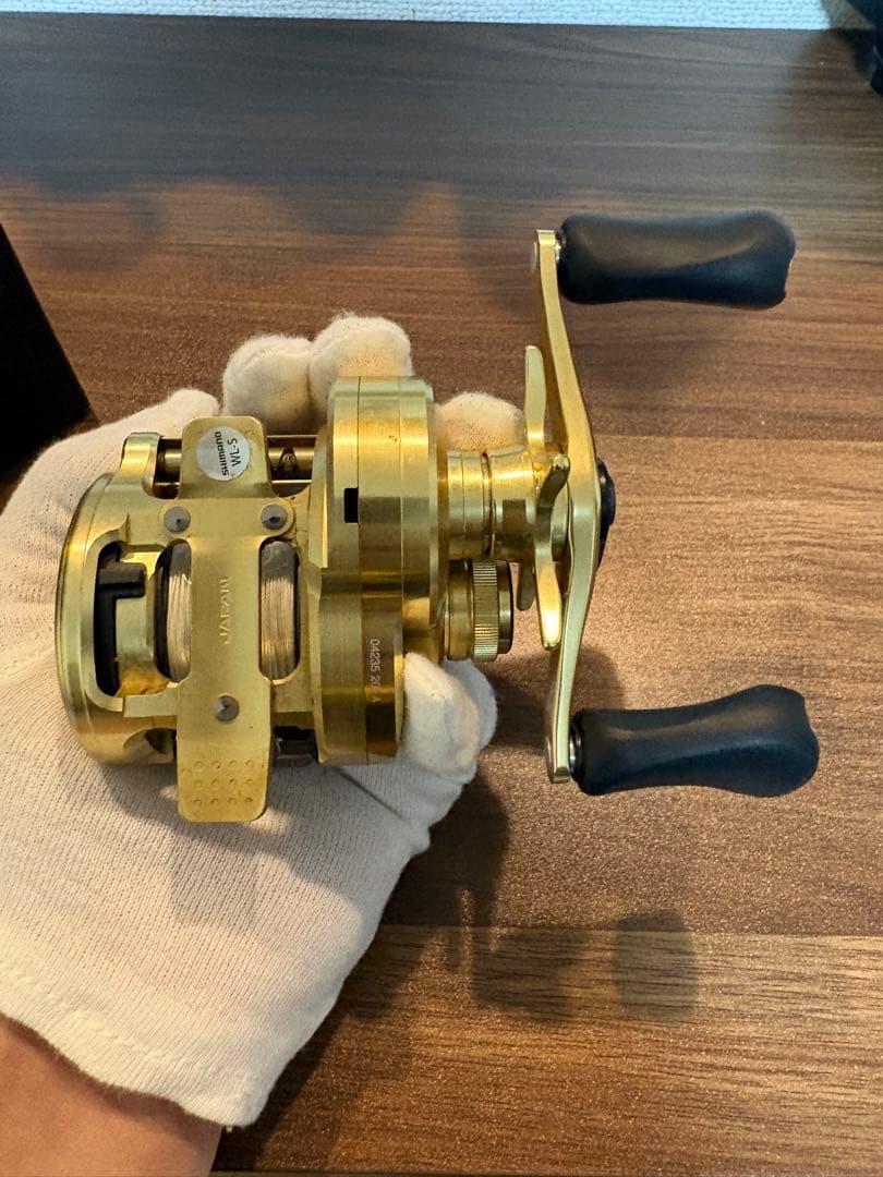 リール 21SHIMANO CALCUTTA CONQUEST 201