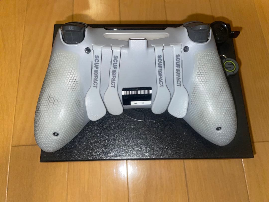 スカフインパクト　scufimpact コントローラー