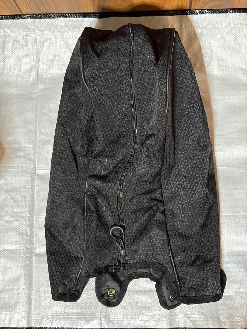 美品 オークリー スカル キャディバッグ スタンド スリムタイプ レザーブラック