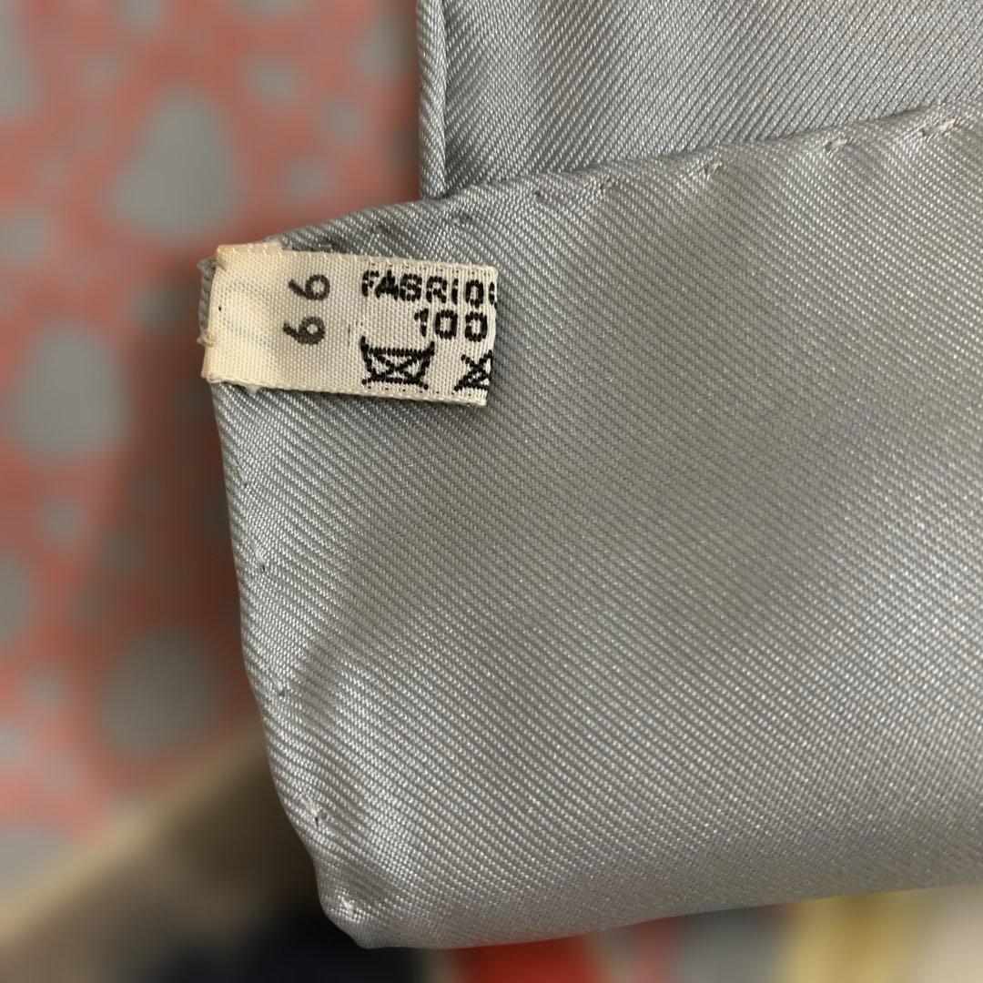 HERMES エルメス　カレ90 馬車デザイン スカーフ