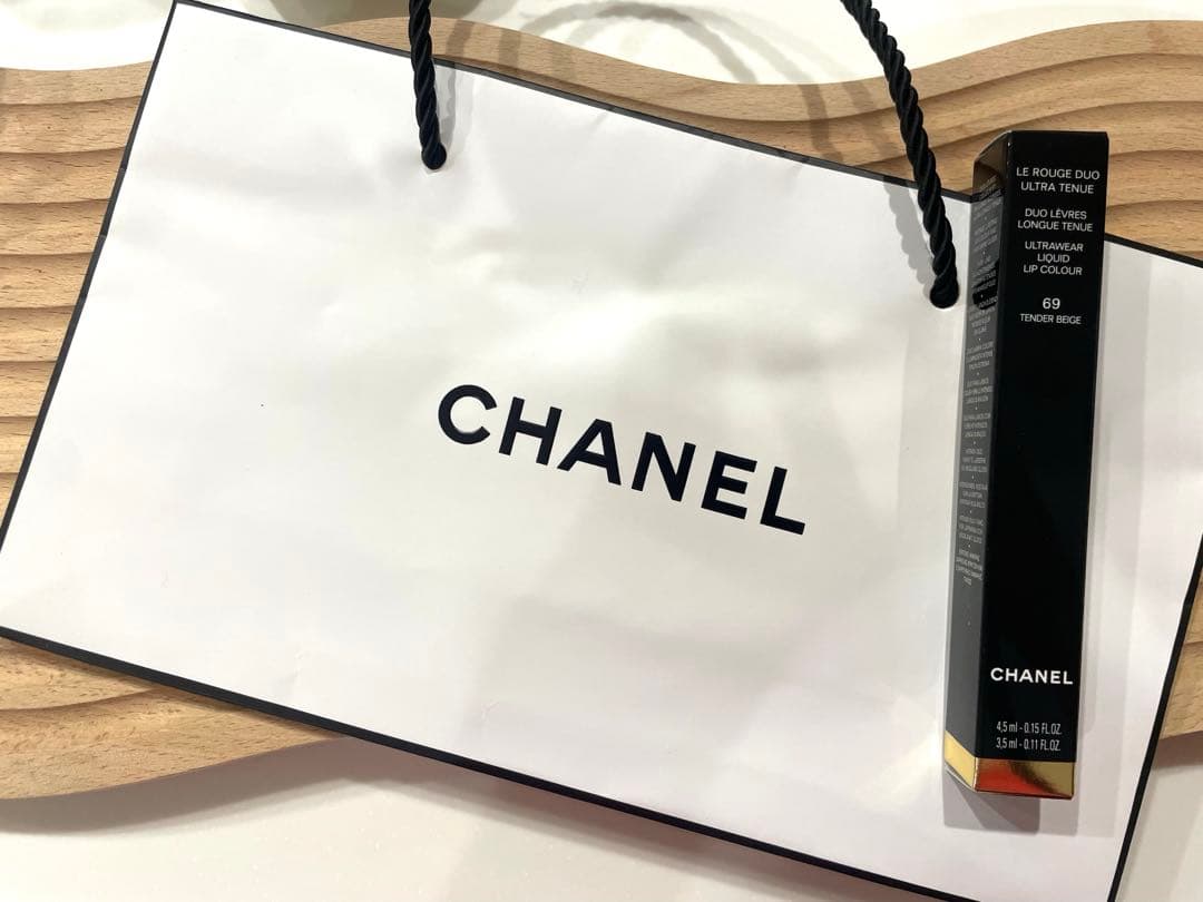 新品♡CHANELル ルージュ デュオ ウルトラトゥニュ 69 テンダーベージュ
