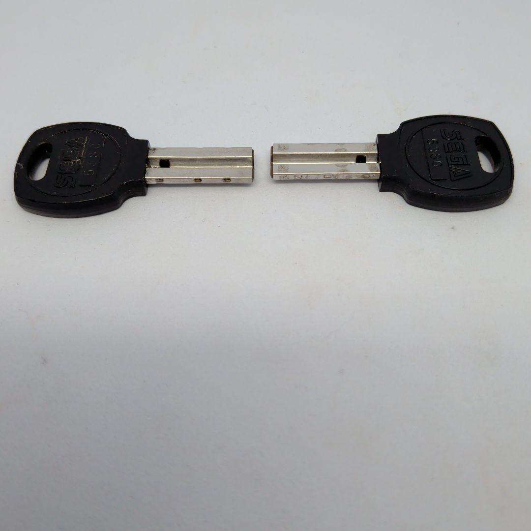 セガ　解除キー2個セット　5380 純正　未使用 中古シリンダー付き