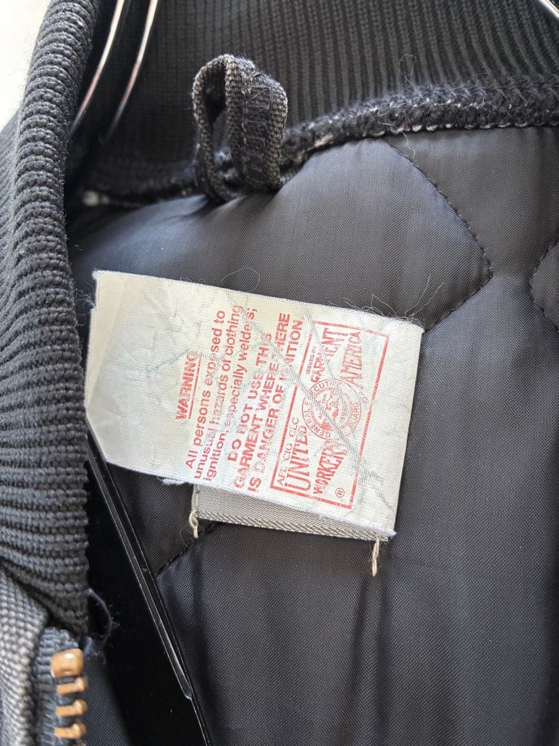90s Carhartt VQ185 ダックベスト 黒 USA 腰ゴム Sサイズ