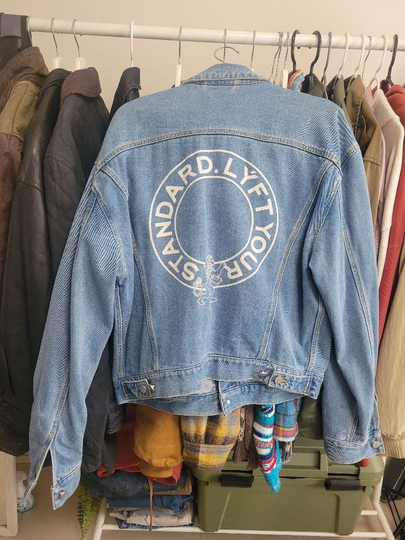 LÝFT Back Emblem Denim Jacket - Blue