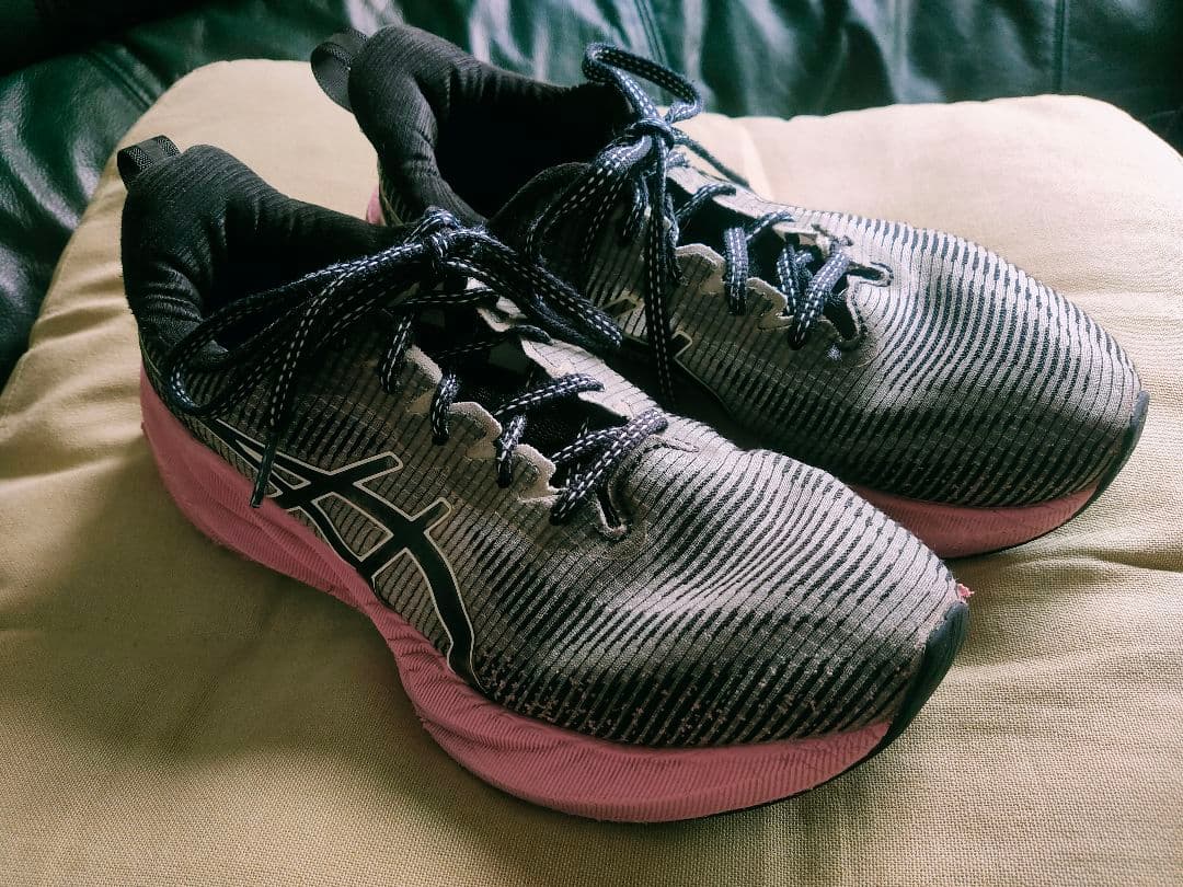 スパイク・シューズ ASICSNOVABLAST3 24.0cm