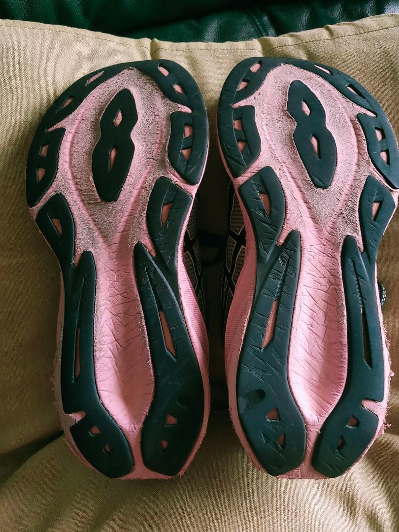 スパイク・シューズ ASICSNOVABLAST3 24.0cm