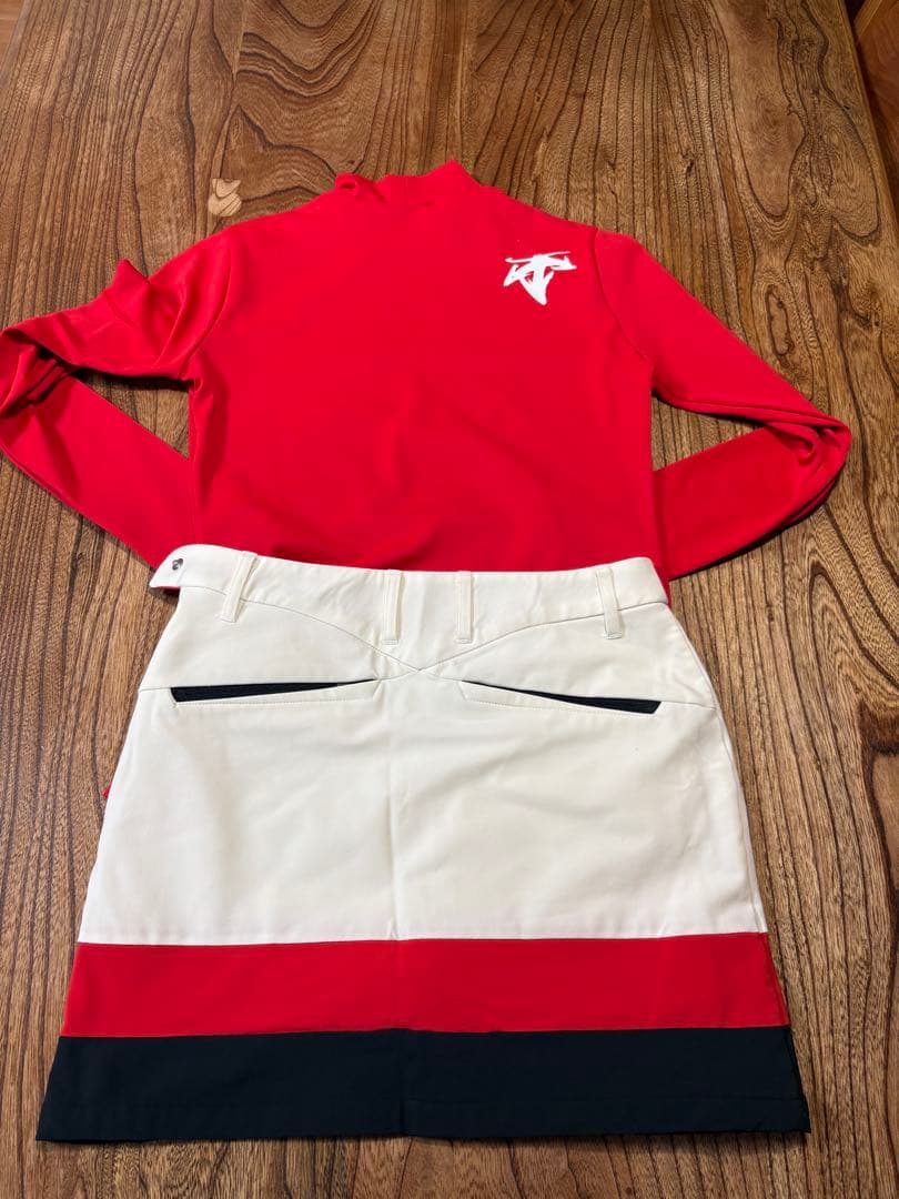 DESCENTE GOLF 長袖シャツ & スカート Sサイズ 2点セット