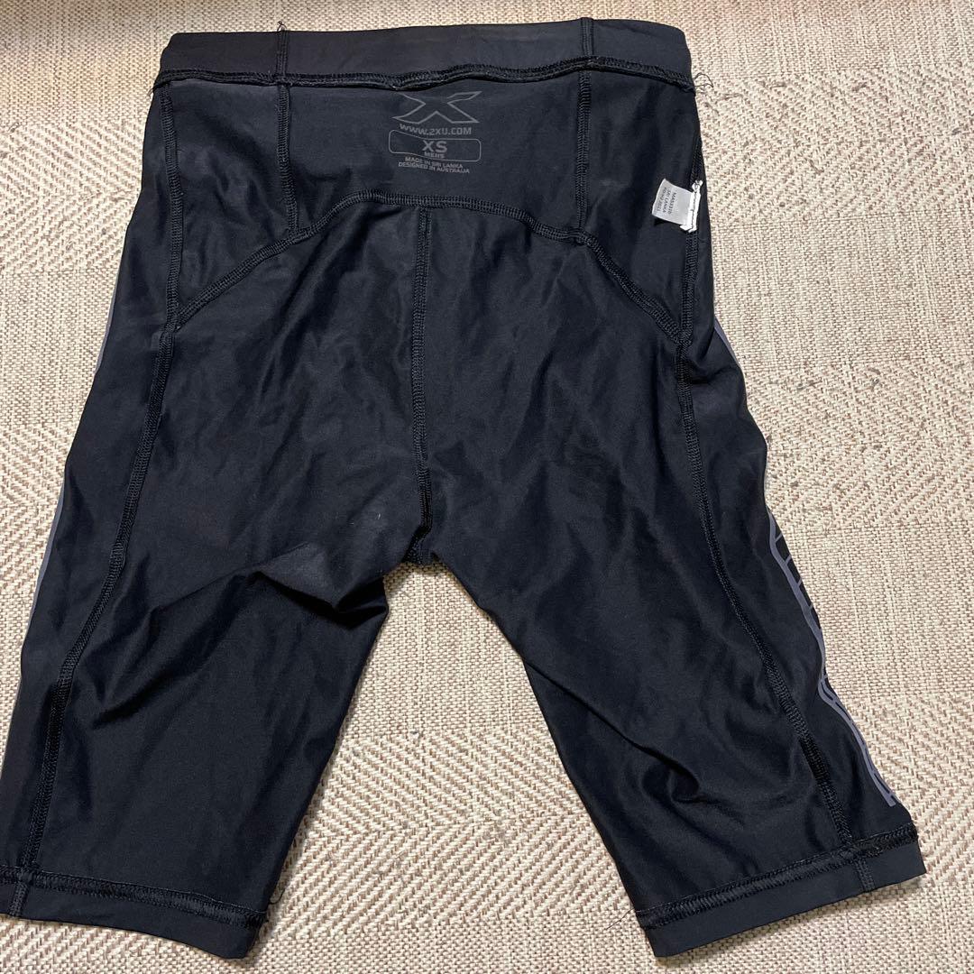 2xu ハーフタイツ　XSサイズ