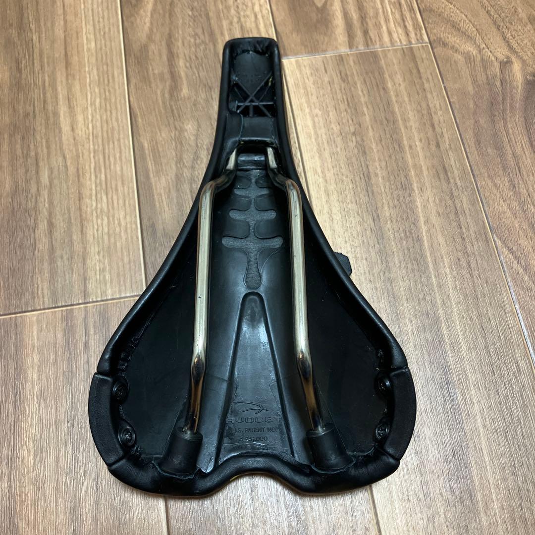 AVOSET AIR 40R Chromoly サドル