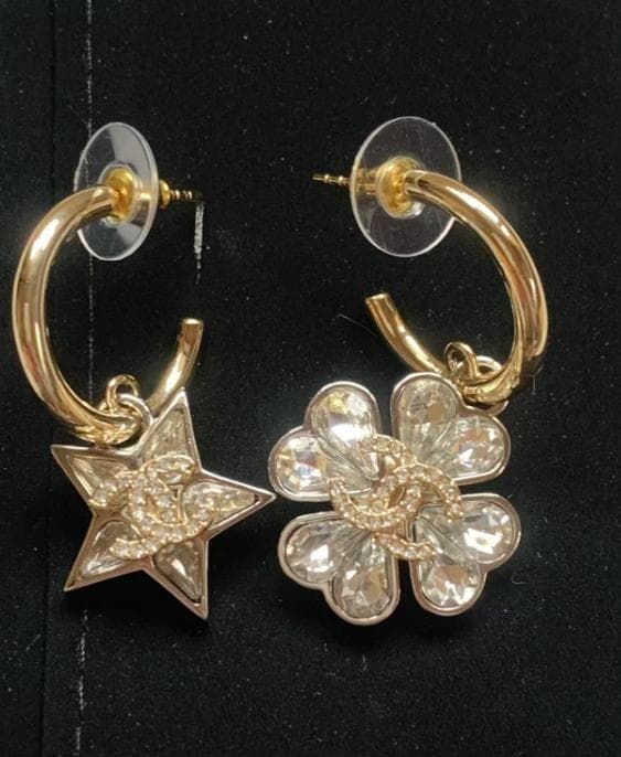 美品 CHANEL スター クローバー ピアス ゴールドcsd
