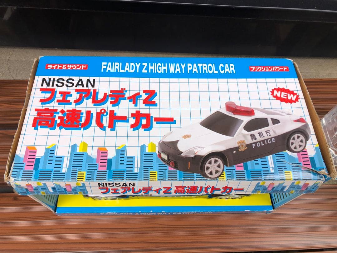 テ*ン様 希少 新品未使用トイコー フェアレディZ高速パトカー ライト&サウンド