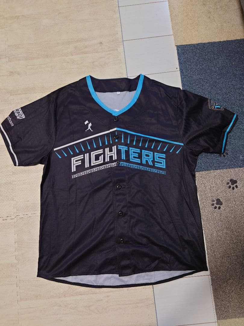 FIGHTERS 来場者記念ユニホーム 2色セット