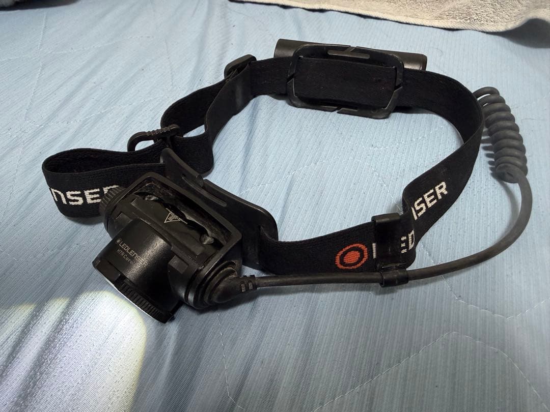 LED LENSER ヘッドランプ 充電ケーブル付き