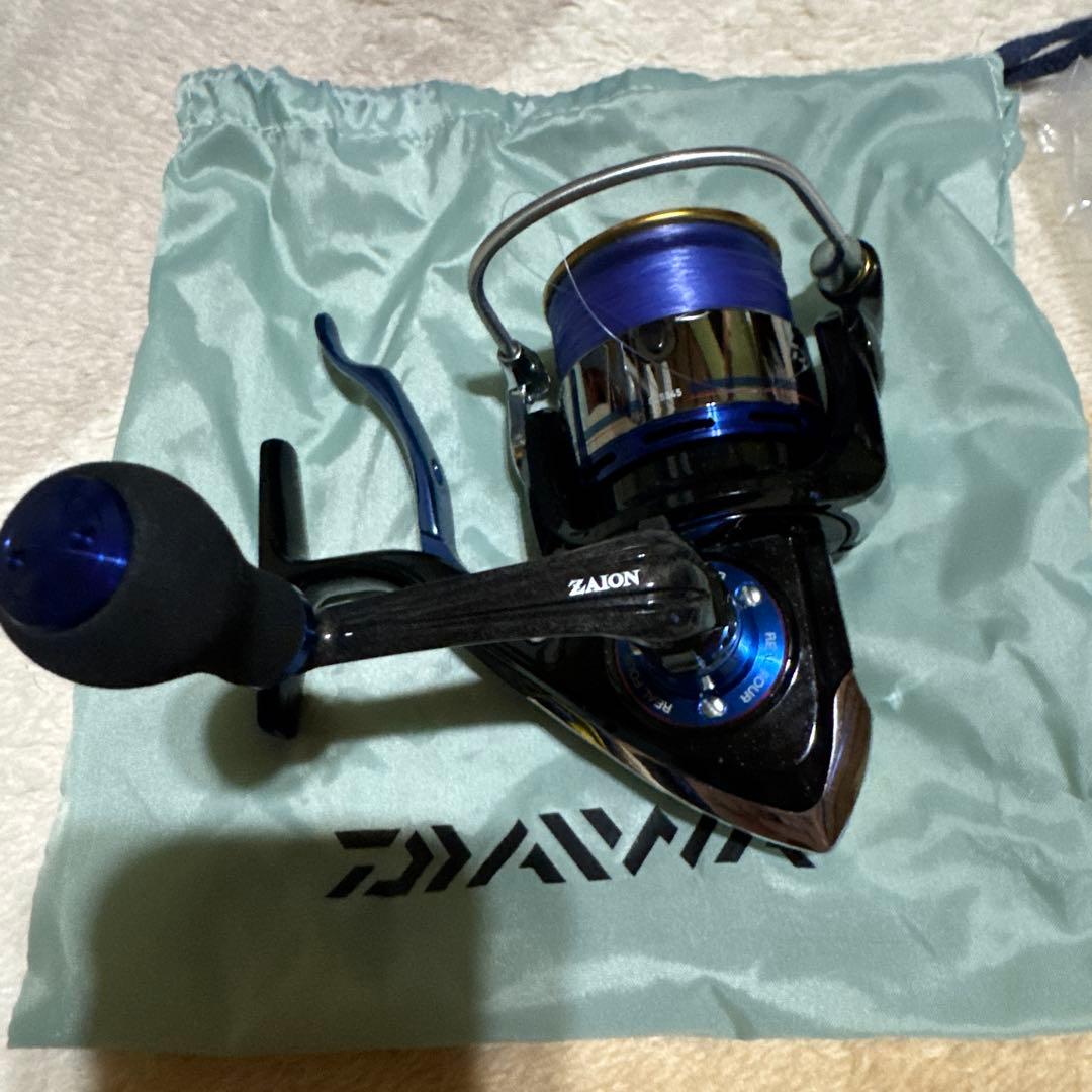 DAIWA BATTLE GAME 2000 LBQD スピニングリール