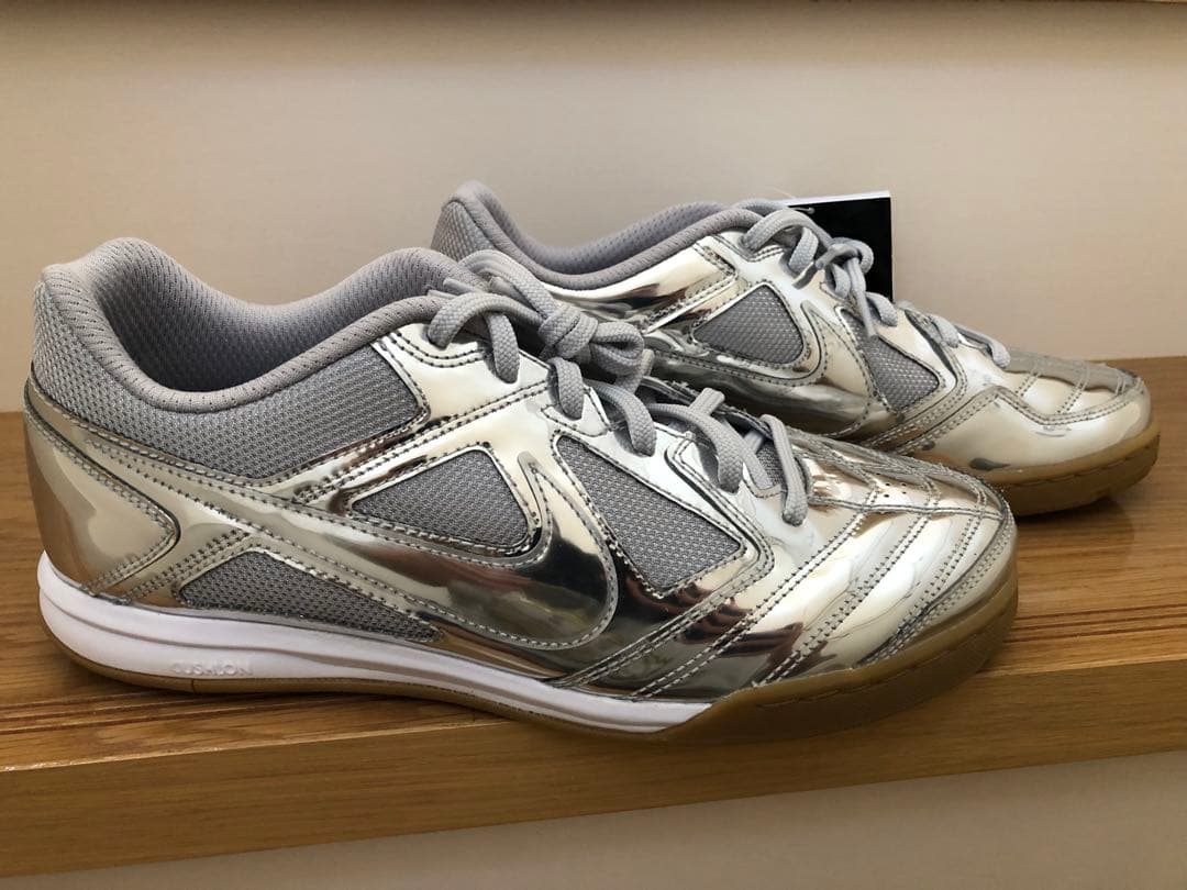 新品 ナイキ ガトLV8 メタリックシルバーNIKE GATO 26.5cm