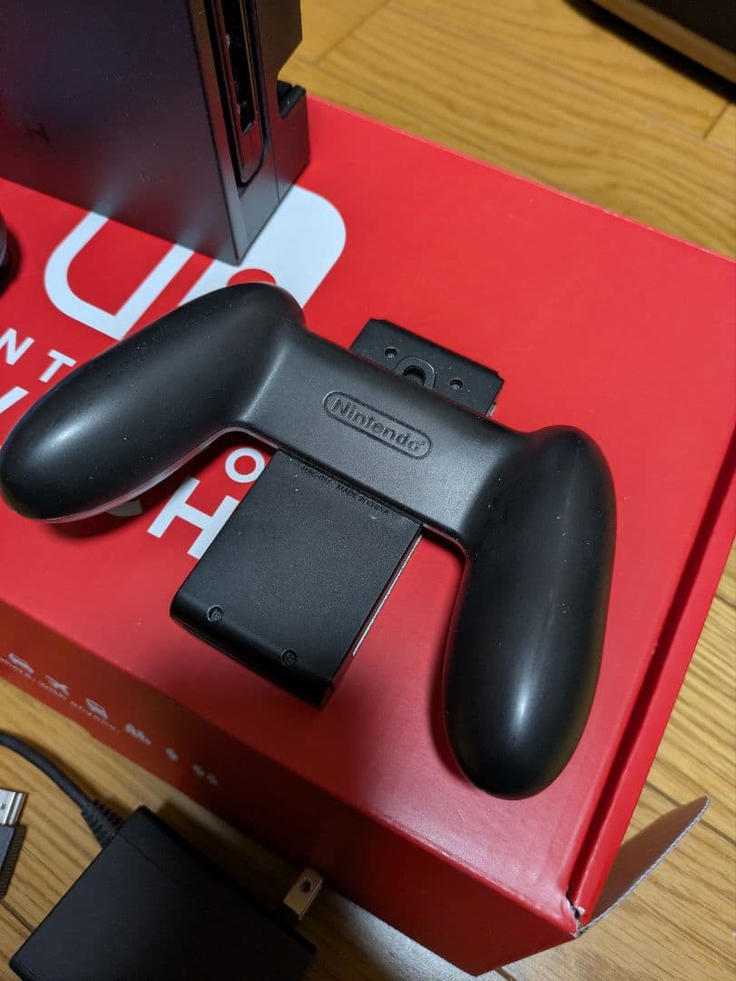 Nintendo Switch 本体+付属品 2017年製　未対策