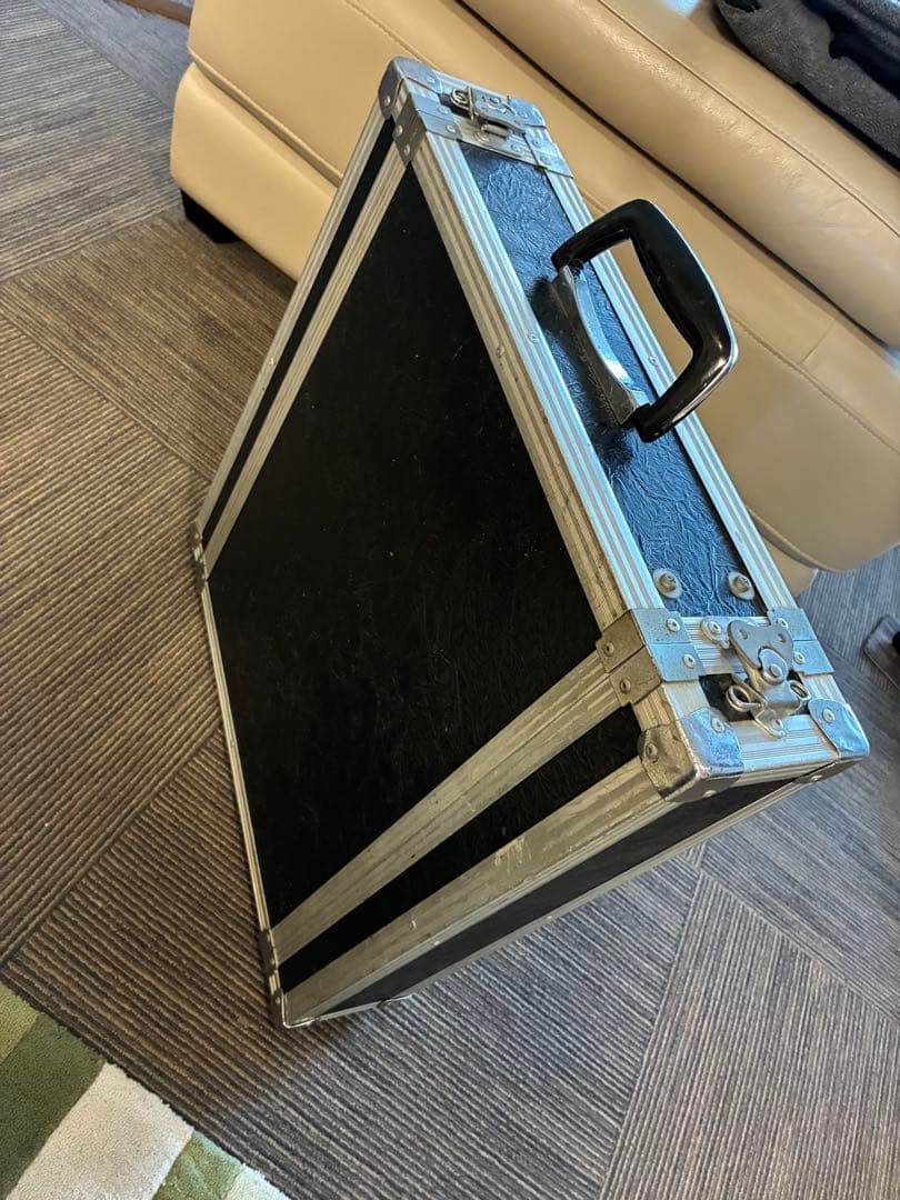 2Uラックケース　エフェクターケース