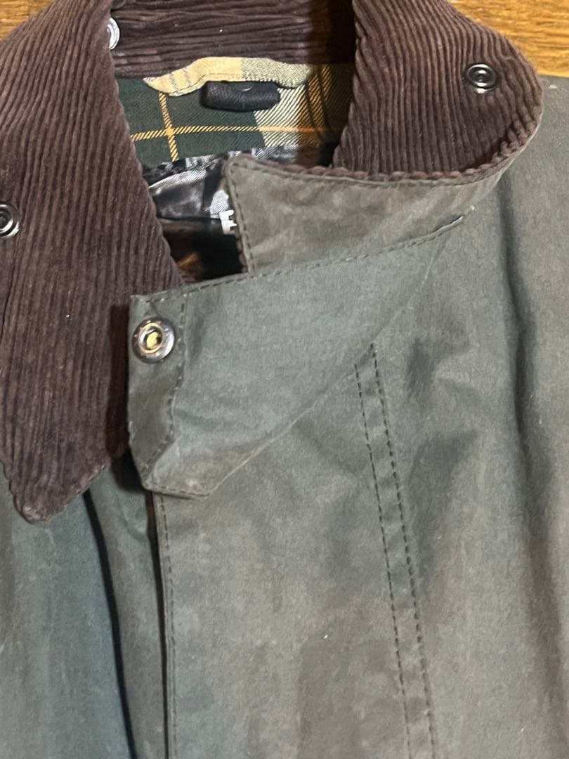 Barbour Border ジャケット オリーブグリーン