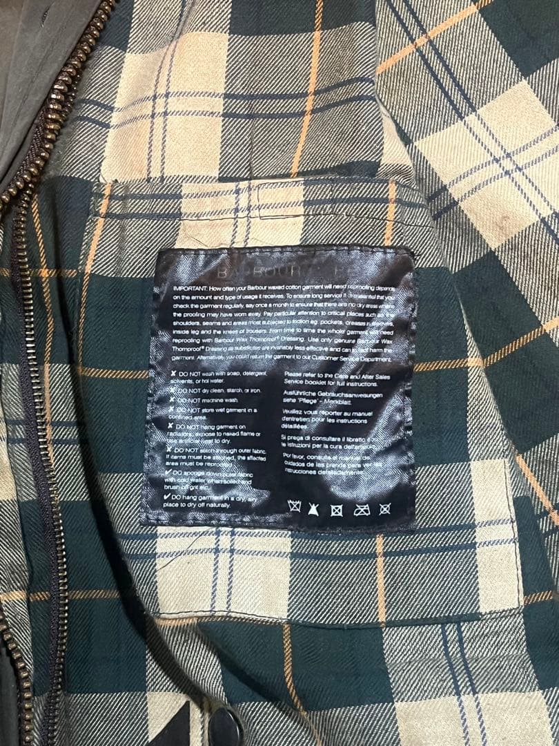 Barbour Border ジャケット オリーブグリーン