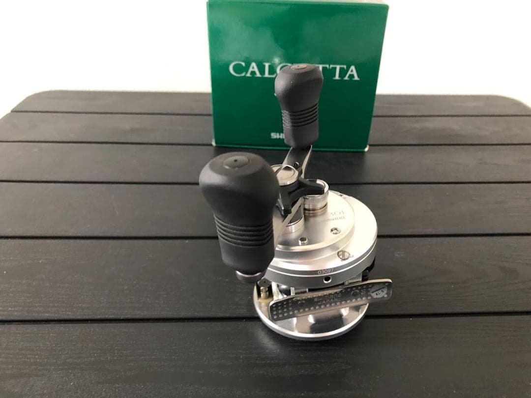 SHIMANO シマノ CALCUTTA 301 ベイトリール 左ハンドル
