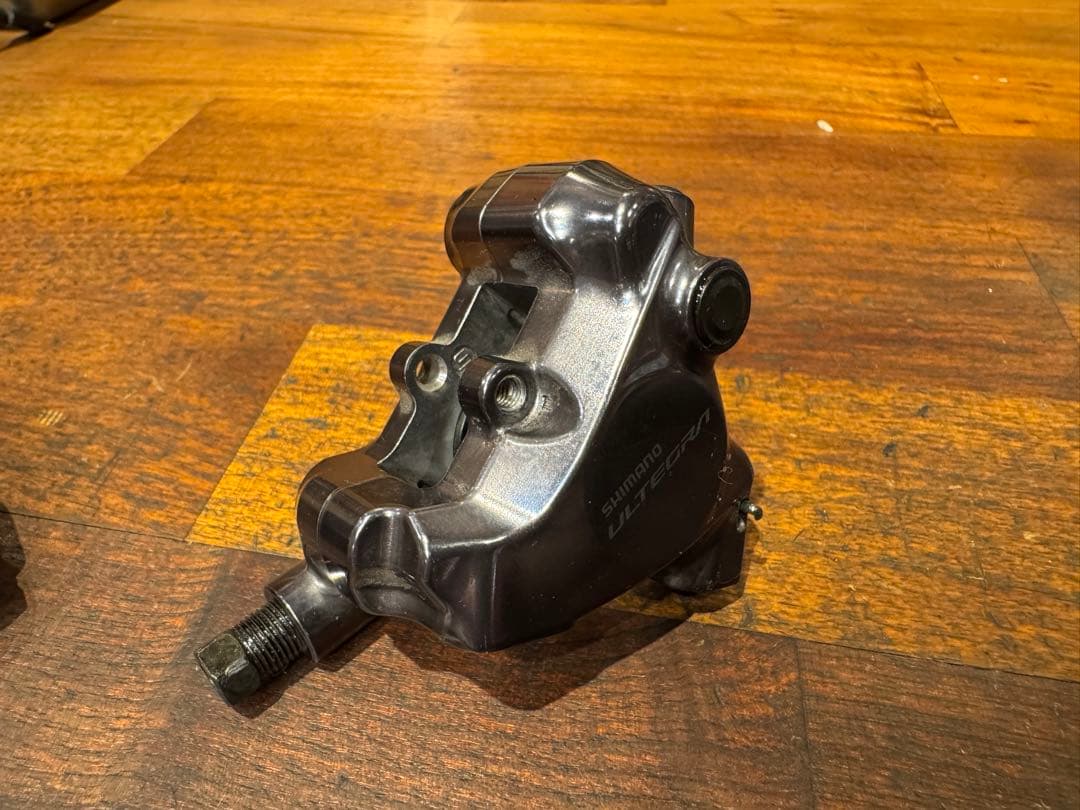 Shimano BR-R8170 ディスクブレーキキャリパー