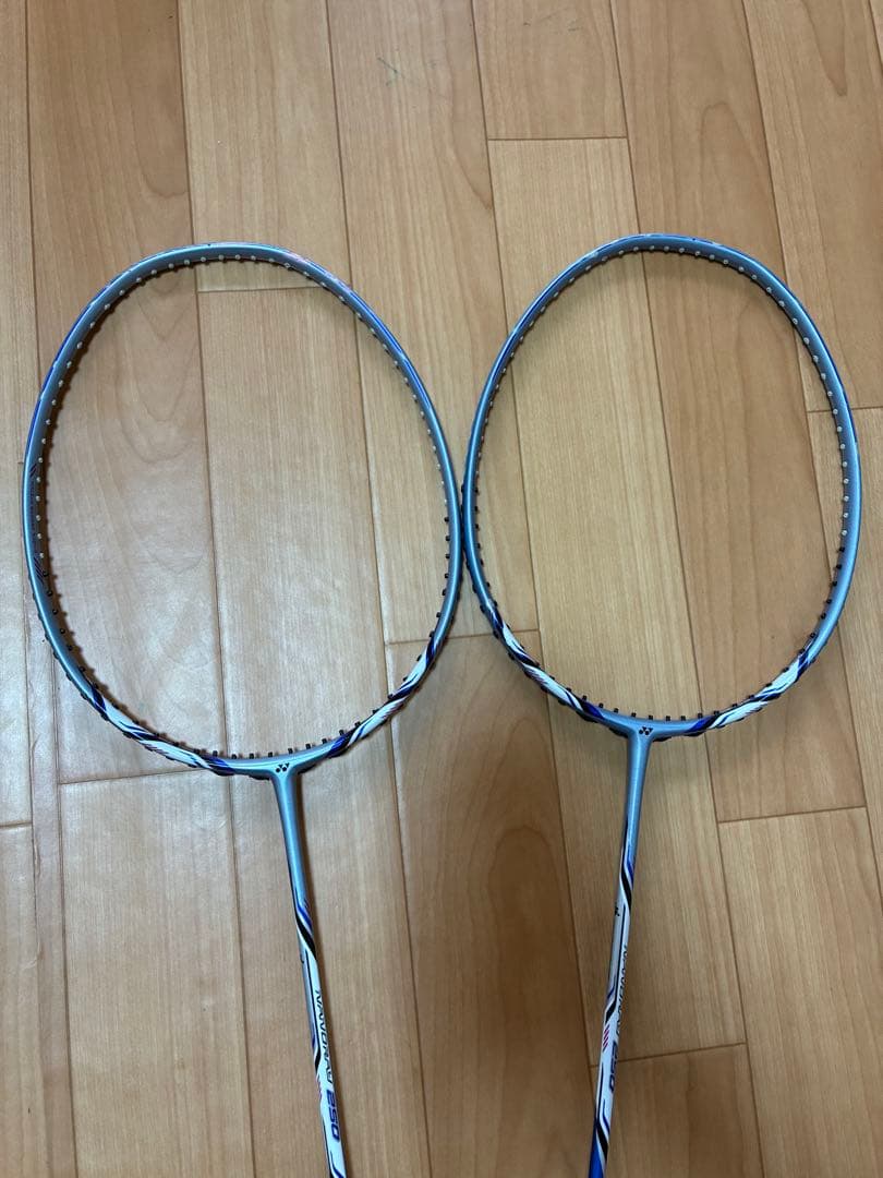 バドミントンラケット　NANORAY 250 2本セット