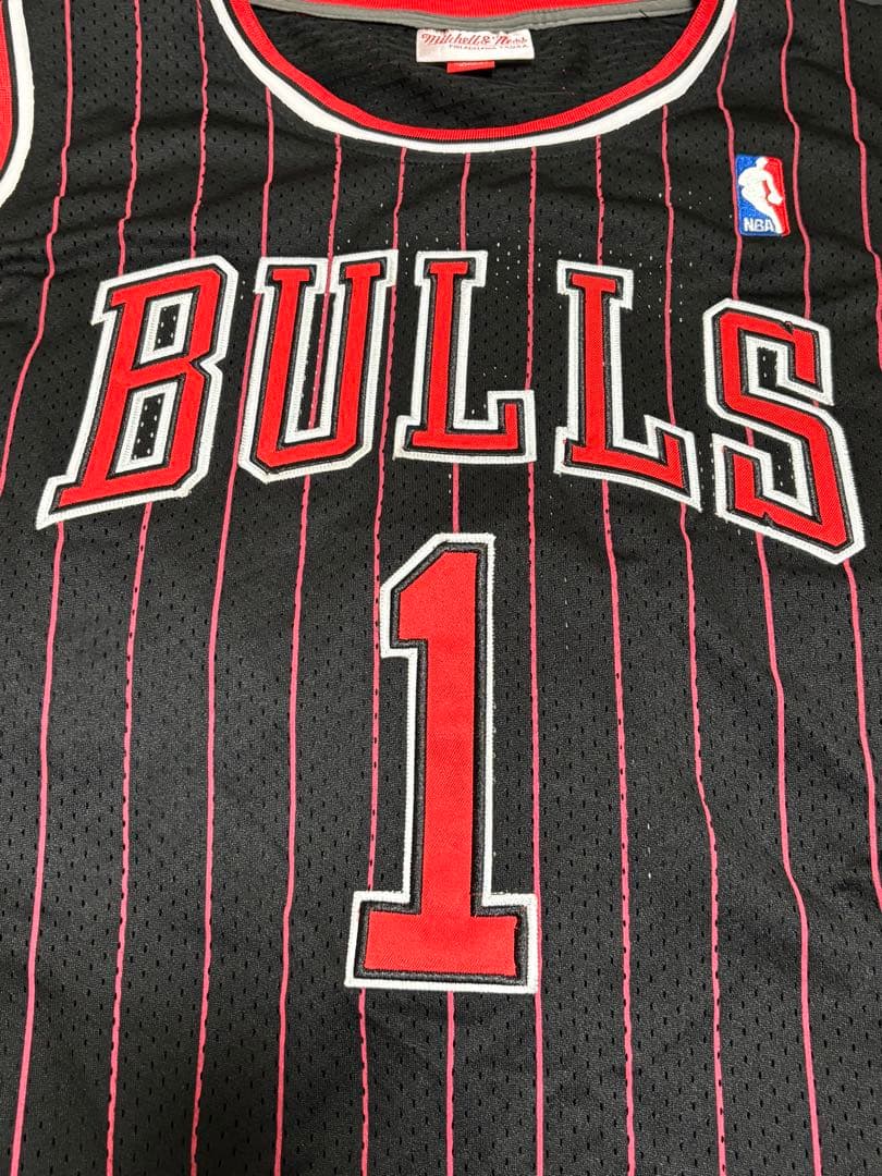 デリックローズ ユニフォーム　ミッチェルアンドネス