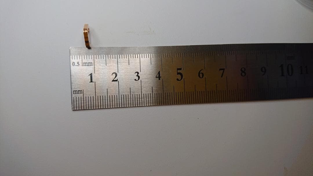 ゴールド系片耳用ピアスK18