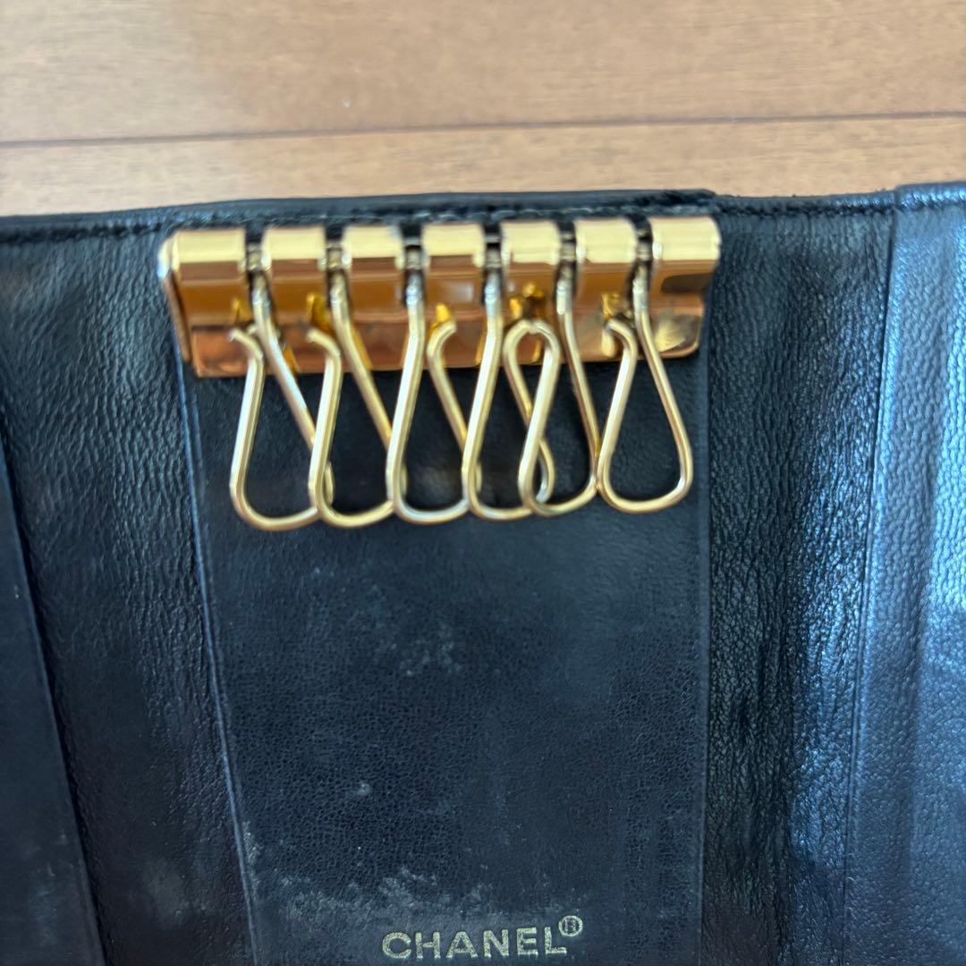 CHANEL シャネル　レザー　チョコバー　6連キーケース　ブラック