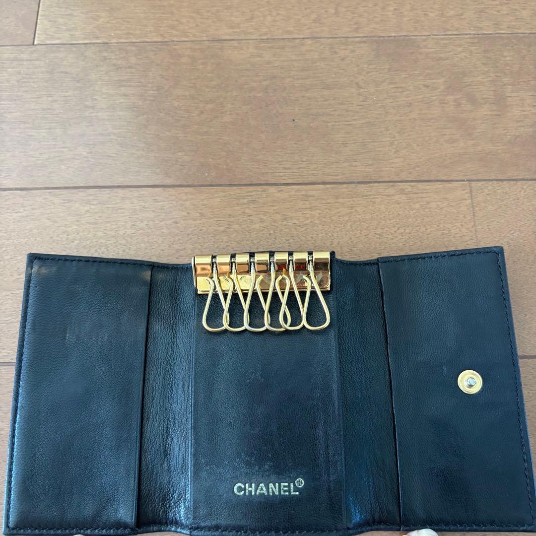 CHANEL シャネル　レザー　チョコバー　6連キーケース　ブラック