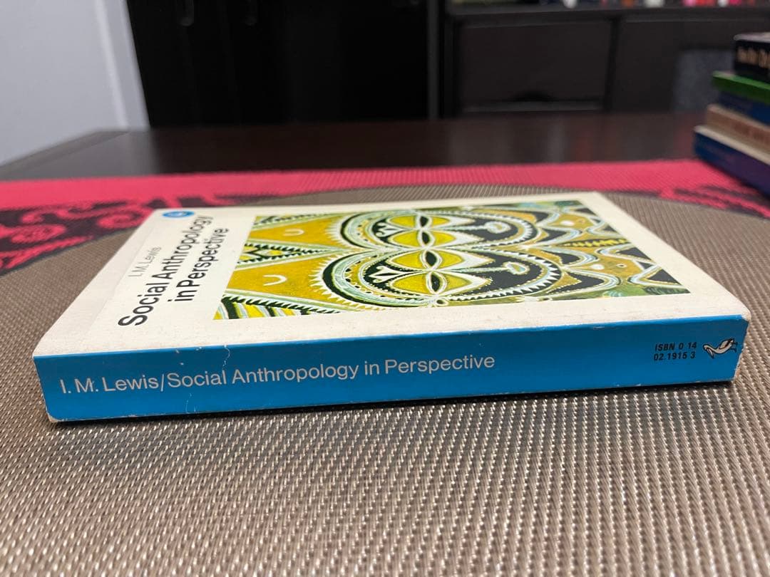 希少Social Anthropology in Perspective