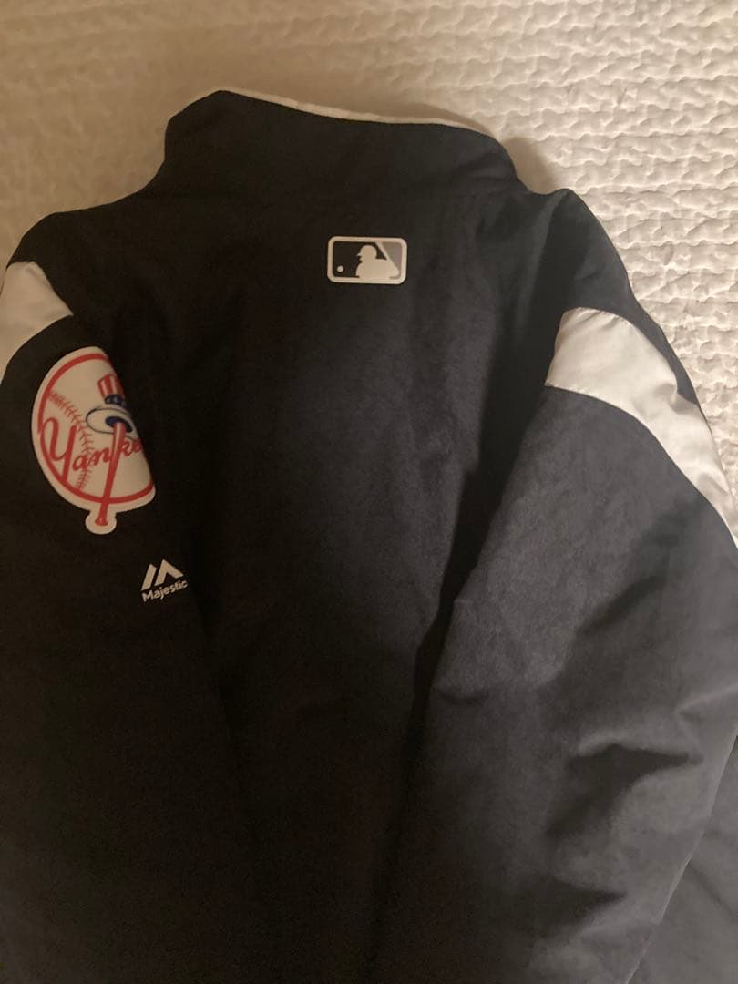 Yankees Majestic ダウン　スタジャンヤンキース　NY 限定