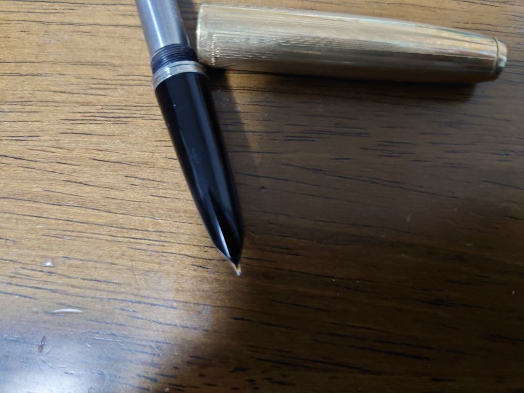 G*h様 【ヴィンテージ】PARKER 51 万年筆　金張り　イギリス製　ジャン