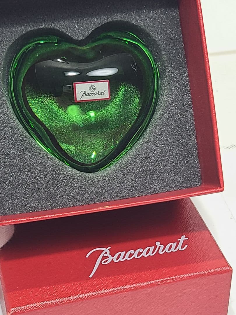 Baccarat ハート型 ペーパーウェイト　バカラ　　　　　グリーン