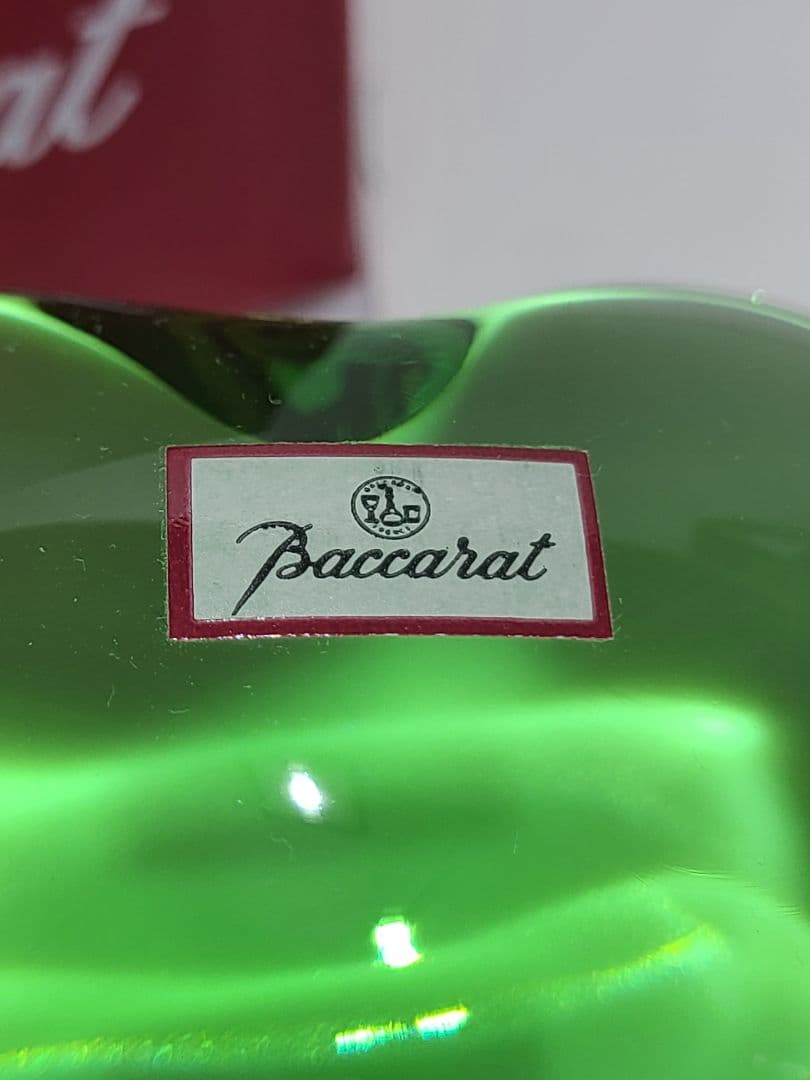 Baccarat ハート型 ペーパーウェイト　バカラ　　　　　グリーン