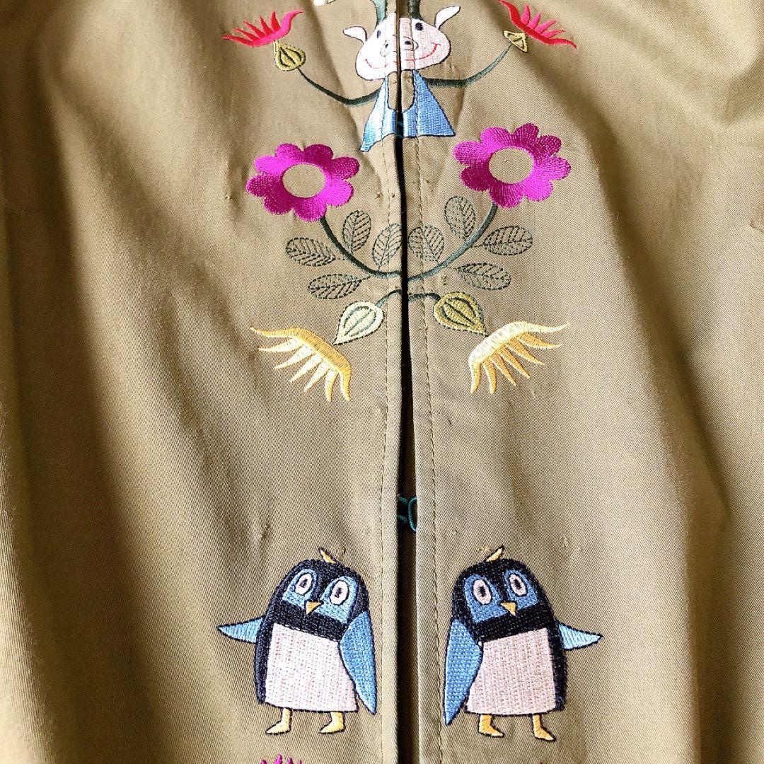 アルベロベロ オレボレブラ ストレッチ ノーカラーコート ぶたさん 刺繍