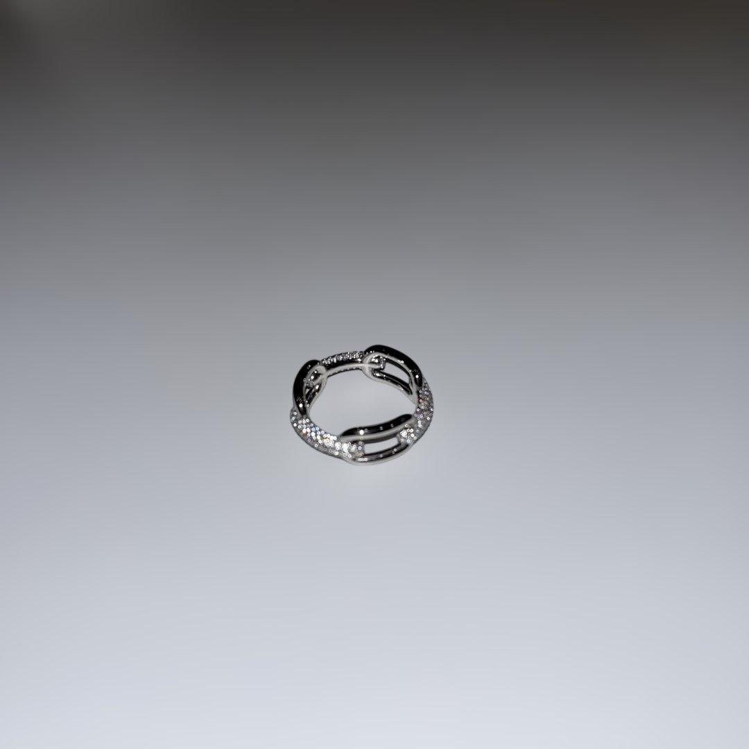 【ほぼ新品】ダニエル ウェリントンCRYSTAL LINK RING シルバー