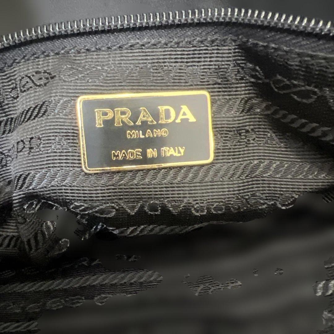 PRADA プラダ　ナイロン　チェーンショルダー